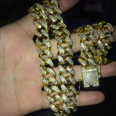 Woowooh 13MM Infinite Link Chain with CZ Stones